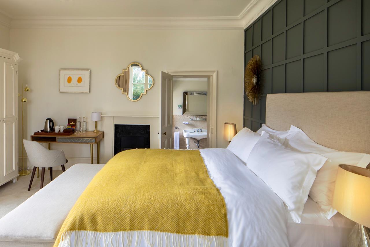 Crestow House Hotell Eksteriør bilde